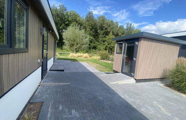 3 bedroom House in Biddinghuizen with swimming pool and terrace - Photo 11