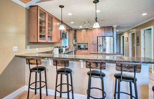 Readfield Retreat with Lake Maranacook Views! - Foto 8