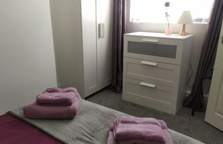 Home from Home near LFC & train station - Foto 22