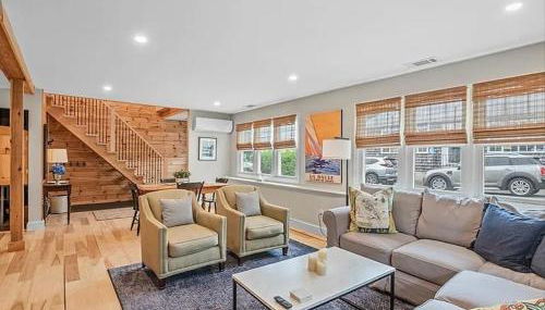 Modern, thoughtfully set-up in heart of town - Foto 1, heating