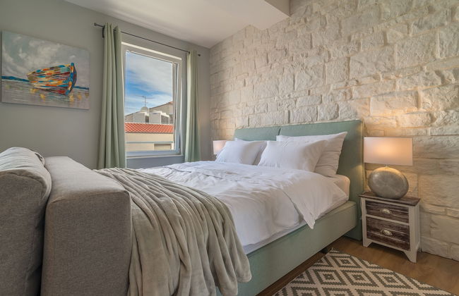 Luxurious Suites Elegance - Photo 8