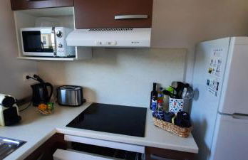 Chez Ced et Laeti, Appartement privé avec jardin et terrasse dans résidence l'estuaire muni d'une piscine couverte et aire de jeu, Linge de lit et de salle d'eau ainsi que télé, compris dans le tarif Profitez à fond de notre belle région - Foto 6