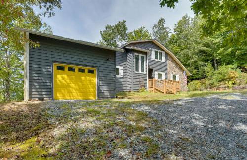 Breathtaking Marble Home on 5-Acre Hillside! - Foto 32