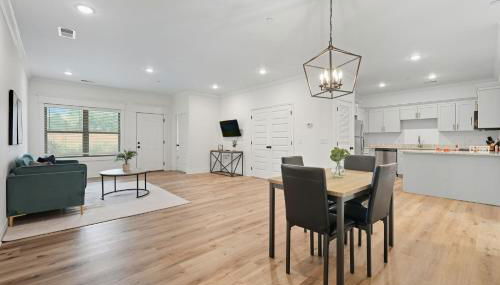 Relaxing 2BR2BA Space Modern Comfort - Foto 3