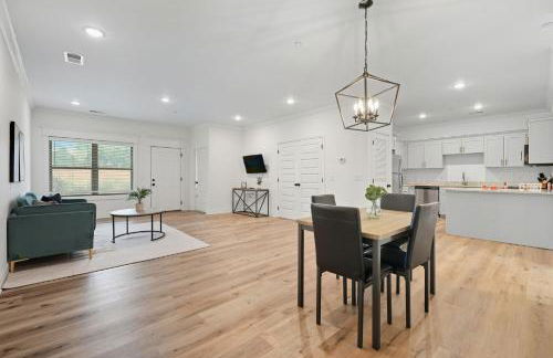 Relaxing 2BR2BA Space Modern Comfort - Foto 3