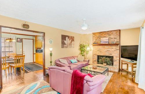 Massive 3 bedroom with fenced yard - Foto 2