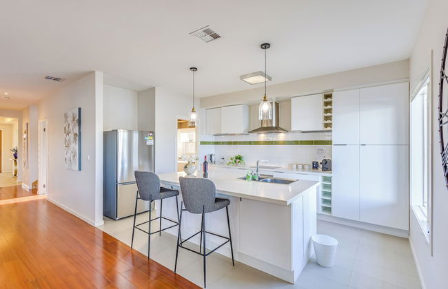 StayAU Magnificent Lakefront Villa - Foto 32