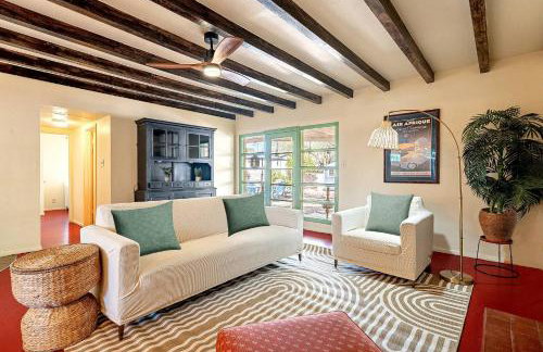 Hawthorne Manor | 3BD in Central Tucson w/ Patio - Foto 1