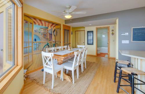 Elk Rapids Condo with Balcony Overlooking Elk Lake! - Foto 7