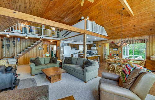 6 Mi to Ski Slopes Oak View Lakefront Home! - Foto 3