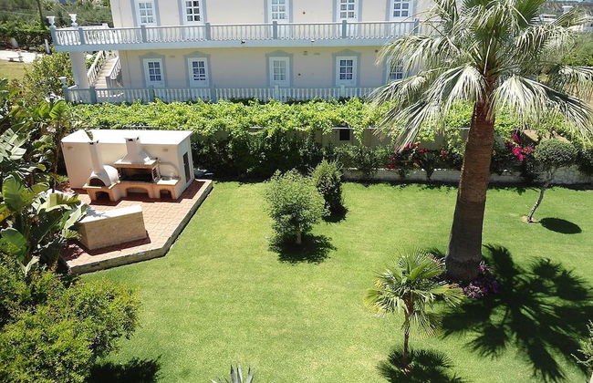 Elina Luxury Residence Villa - Photo 9