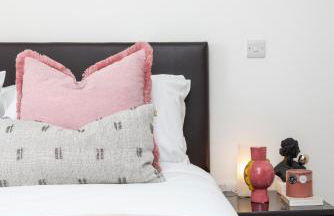 Cosy, modern high rise with views! 2 bedroom - Foto 12