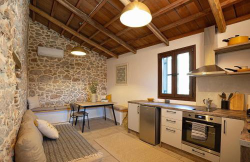 Village Garden Retreat - Photo 1