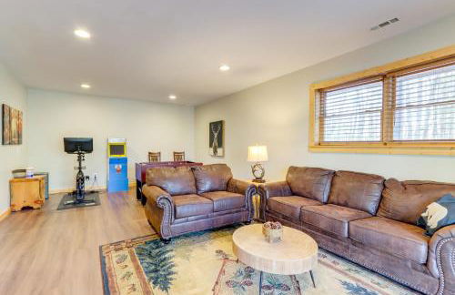 Game Room and Hot Tub Cabin 9 Mi to Blue Ridge! - Foto 24