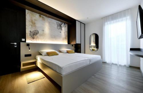 CROWONDER Apartments & Rooms OAZA with heated Swimming Pool and Sauna - Photo 23