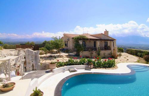 Alexis Villa, Serene Escape with mesmerising views, By ThinkVilla - Foto 1