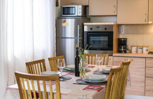 Two-Bedroom Holiday Home In Biograd - Foto 32