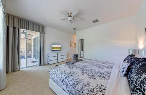 #350-Stunning Villa with Modern Decor, West Facing Pool Overlooking Private Conservation Land - Foto 20