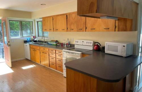 Spacious Wine Country Home Near Hagg Lake 4 Queen Beds Pet Friendly - Foto 10