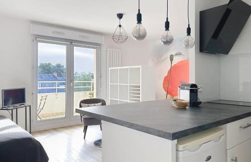 Le Jules Verne - Classé 2 étoiles - Tout confort - Balcon sur cour - Foto 17