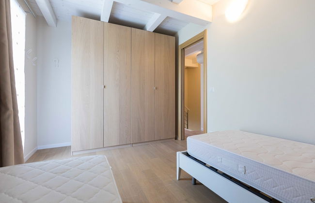 Tasso Apartments - Photo 7