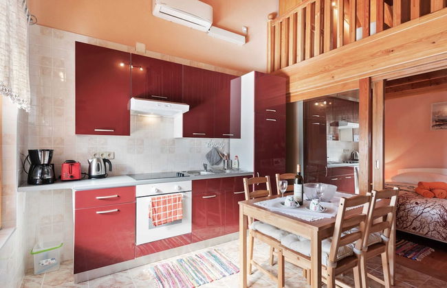 Pleasant Holiday Home in Polača with Swimming Pool - Foto 12