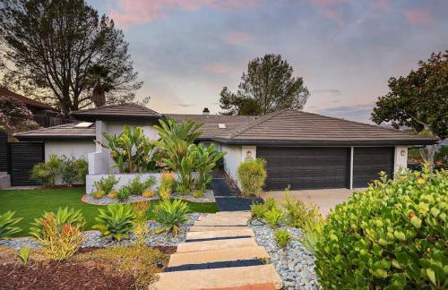 Hot Tub with A View and Large Back Deck & Game Room - Foto 1