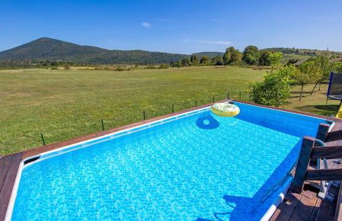 2 Bedroom Beautiful Home In Plaski - Photo 9