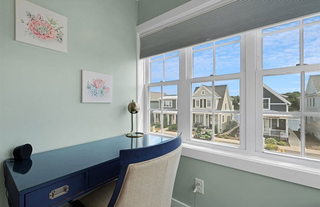 Hook, Wine, & Sinker - Photo 35