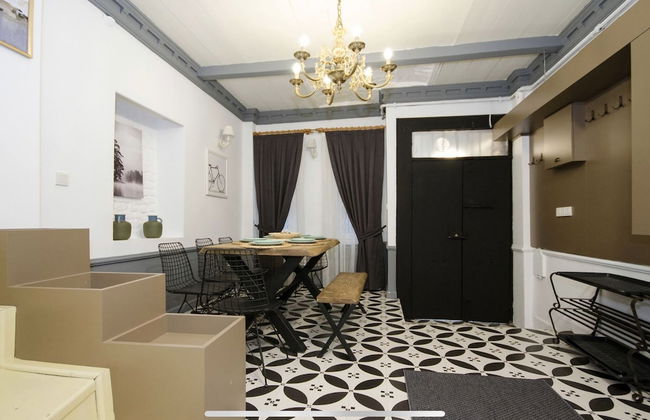 Stylish Triplex House Balat - Foto 20