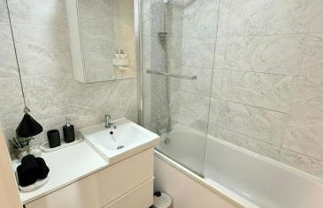 Central London 3 BDR Home Steps from Kings Cross and St Pancras - Foto 10