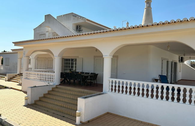 BnB Homes Luxurious Villa With 5 Bedrooms Pool - Foto 2