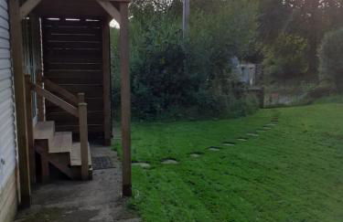 The Lodge, dog friendly rural retreat - Photo 14