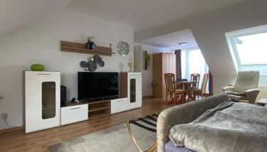 Dachgeschoss Apartment mit Ausblick - Foto 3