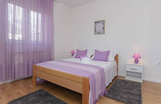 Apartment in Katel Gomilica Near Beach - Foto 4