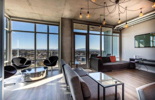 Modern Downtown SD Apartment Stunning City Views - Foto 5