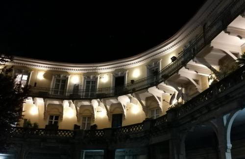 Hackert Art Room Apartment - Photo 6