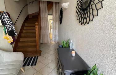 Liberté et Confort, appartement entier, moderne avec 2 chambres et cuisine équipée au coeur de Semur - Foto 52