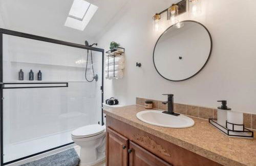 Bliss of Burdett on the Seneca Wine Trail w Hottub and Barbecue - Foto 47