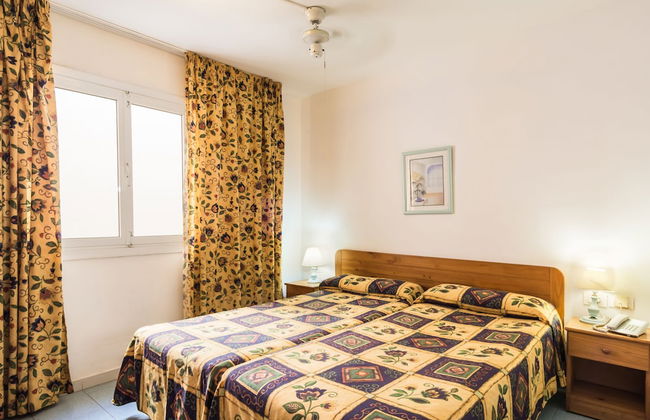 BelleVue Aquarius Aparthotel - Photo 3