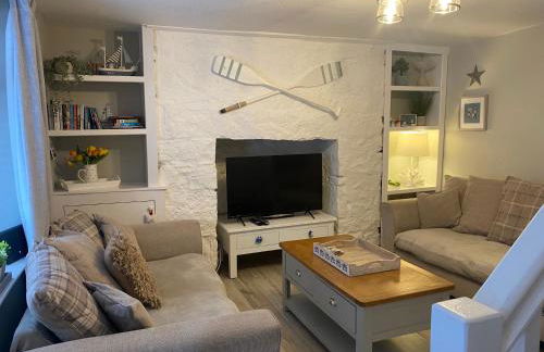 Delightful 3 Bedroomed Cottage in Llandudno - Photo 38