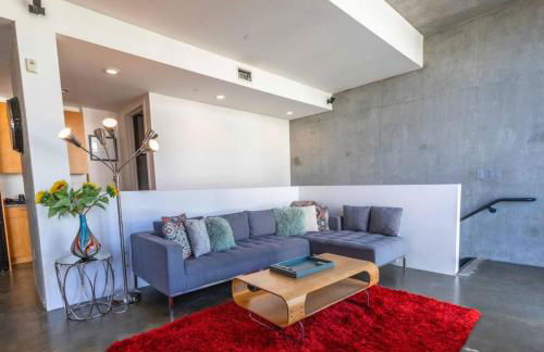 Modern Loft, Quiet, WiFi, Cable, Parking - Foto 8