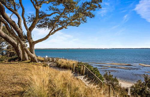 Three dog-friendly, waterfront cottages with full kitchens & private beach - Foto 52