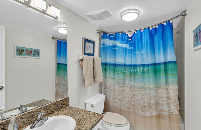 Magnificent Gulf Front Condo Located Directly On The Ocean! 2 Bedroom Condo by Redawning - Foto 20