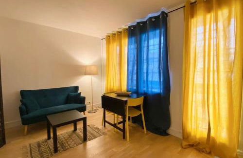 Beau Studio Cosy et calme - face à la gare de Rosny-sous-Bois - 20mn de Paris et Disneyland - Foto 4