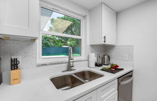 WOW! Pickleball Gym Stylish Modern Living - Foto 18