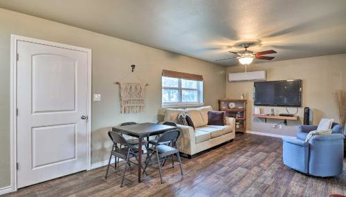 Welcoming Tow Home about 1 Mi to Lake Buchanan! - Foto 4