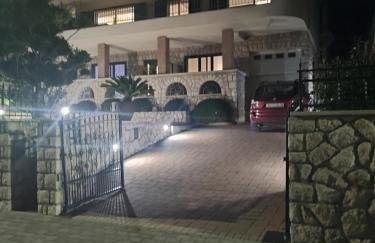 Biuk Apartments - Photo 10