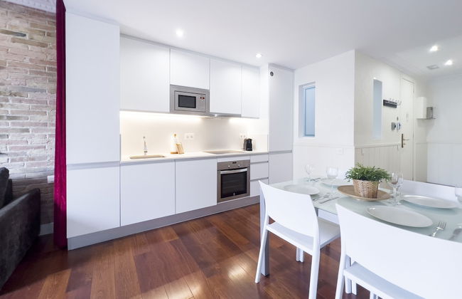 Enjoybcn Gaudi Apartments - Foto 32