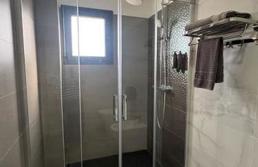 La LIPA Suites - Photo 26